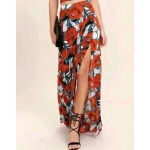 Lulus Maxi Skirt Size M Tropical Red Floral Side Splits Coverup Cruise Beachwear